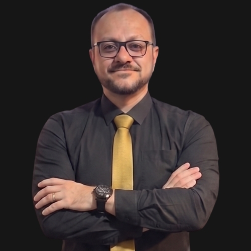 Marcio Caldas especialista em marketing jurídico SEO e GEO para advogados
